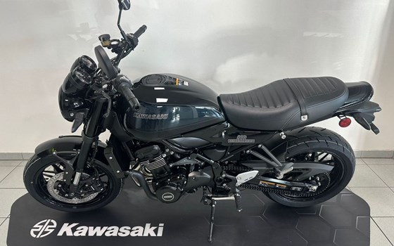 Neufahrzeug Kawasaki Z900 RS Black Ball Edition - Bild 6