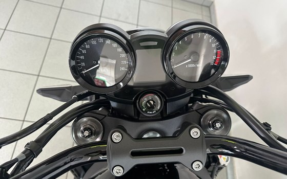 Neufahrzeug Kawasaki Z900 RS Black Ball Edition - Bild 9