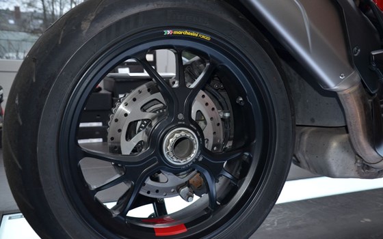 Gebrauchtmotorrad Ducati Multistrada V4 Pikes Peak - Bild 10