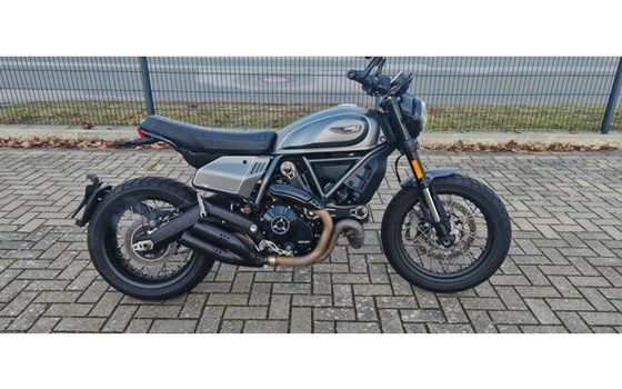 Gebrauchtmotorrad Ducati Scrambler Nightshift - Bild 1