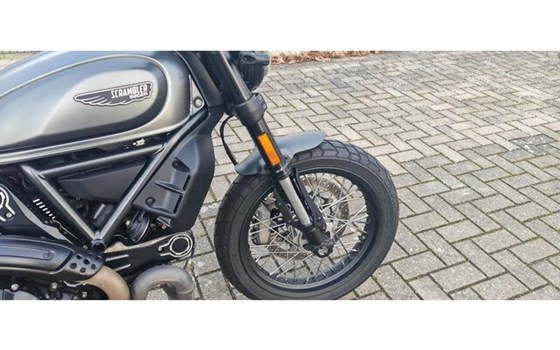 Gebrauchtmotorrad Ducati Scrambler Nightshift - Bild 6