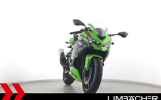 Gebrauchtmotorrad Kawasaki Ninja ZX-4RR - Bild 11