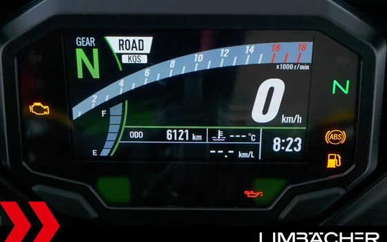Gebrauchtmotorrad Kawasaki Ninja ZX-4RR - Bild 12