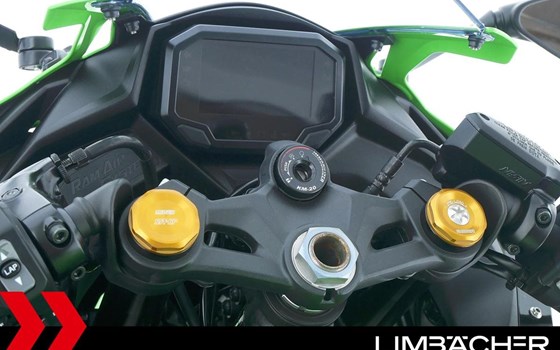 Gebrauchtmotorrad Kawasaki Ninja ZX-4RR - Bild 21