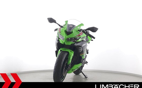 Gebrauchtmotorrad Kawasaki Ninja ZX-4RR - Bild 3