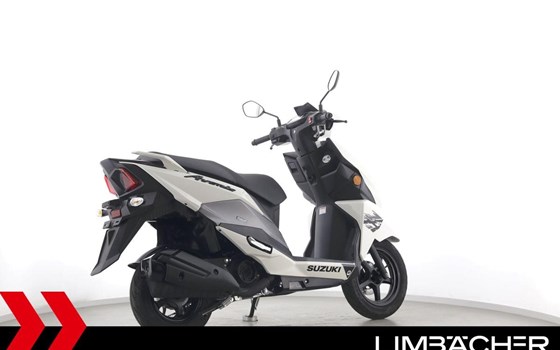 Gebrauchtmotorrad Suzuki Avenis 125 - Bild 9