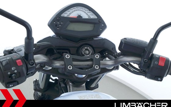 Gebrauchtmotorrad Kawasaki ER-6n - Bild 19