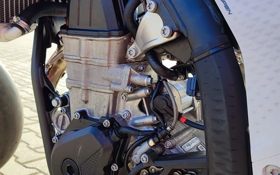 Gebrauchtmotorrad KTM 450 SMR - Bild 9