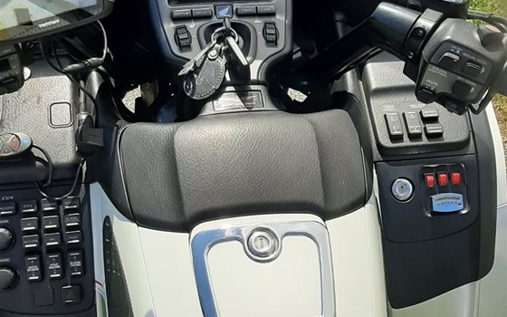 Gebrauchtmotorrad Honda GL 1800 Goldwing - Bild 2