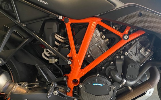 Gebrauchtmotorrad KTM 1290 Super Duke GT - Bild 19