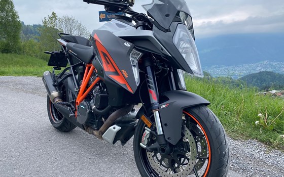 Gebrauchtmotorrad KTM 1290 Super Duke GT - Bild 2