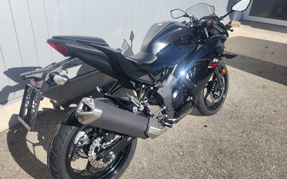 Neufahrzeug Kawasaki Ninja 125 - Bild 3