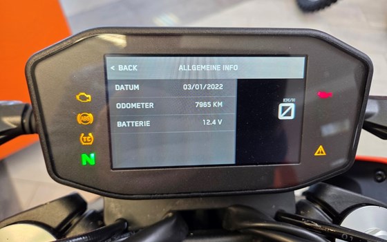 Gebrauchtmotorrad KTM 790 Duke L - Bild 6
