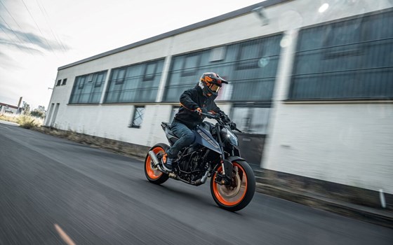 Neufahrzeug KTM 125 Duke - Bild 7