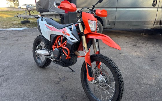 Gebrauchtmotorrad KTM 690 Enduro R - Bild 6