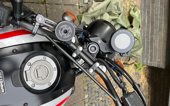 Gebrauchtmotorrad Yamaha XSR700 XTribute - Bild 3
