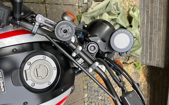 Gebrauchtmotorrad Yamaha XSR700 XTribute - Bild 3