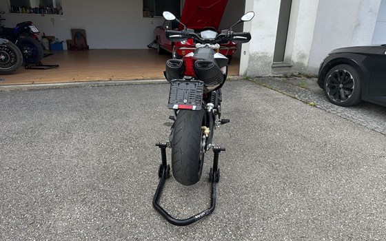 Gebrauchtmotorrad Aprilia Dorsoduro 900 - Bild 5