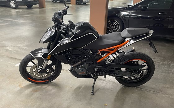 Gebrauchtmotorrad KTM 125 Duke - Bild 4