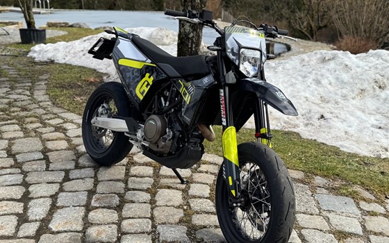 Gebrauchtmotorrad Husqvarna 701 Supermoto - Bild 1
