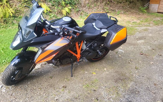 Gebrauchtmotorrad KTM 1290 Super Duke GT - Bild 2
