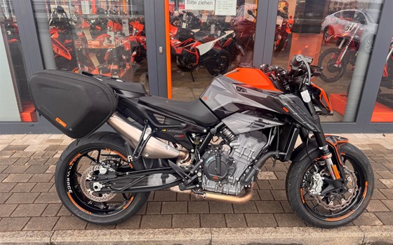 Gebrauchtmotorrad KTM 890 Duke - Bild 2