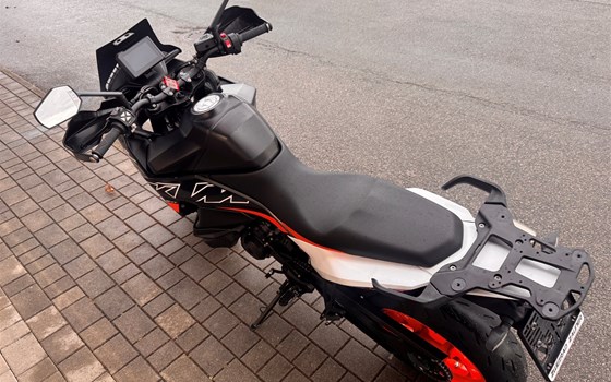 Gebrauchtmotorrad KTM 890 SMT - Bild 4