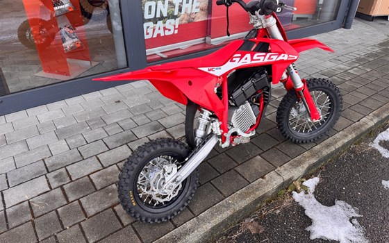 Gebrauchtmotorrad GASGAS MC-E 5 - Bild 3