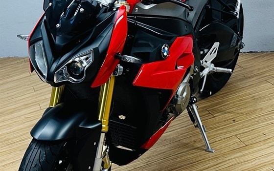 Motorrad Occasion BMW S 1000 R - Bild 6