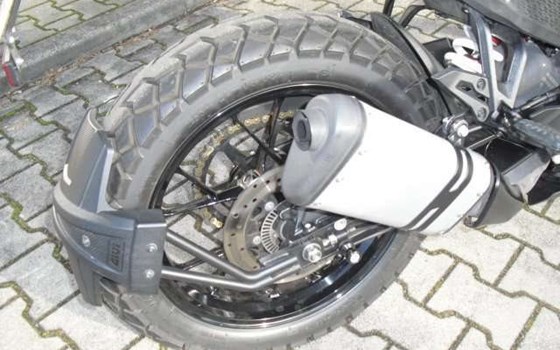 Gebrauchtmotorrad KTM 390 Adventure - Bild 5