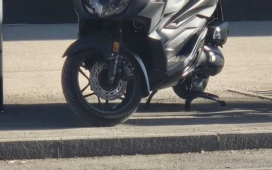 Gebrauchtmotorrad Honda Forza 125 - Bild 1