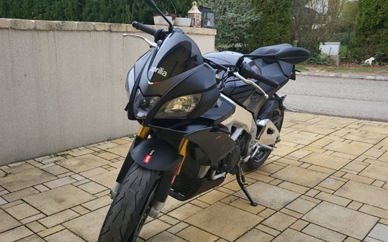 Gebrauchtmotorrad Aprilia Tuono V4 1100 RR - Bild 1