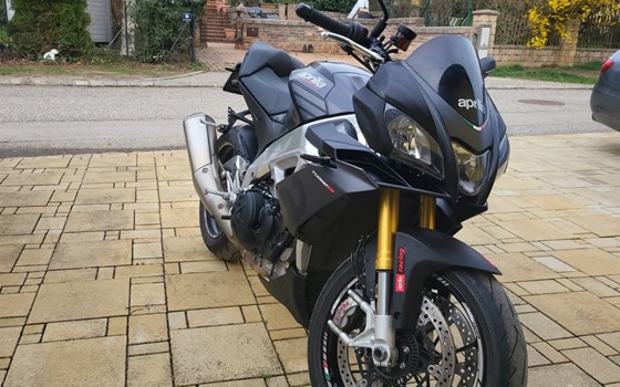 Gebrauchtmotorrad Aprilia Tuono V4 1100 RR - Bild 5