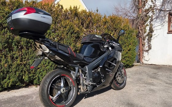 Gebrauchtmotorrad Triumph Sprint ST 1050 - Bild 6