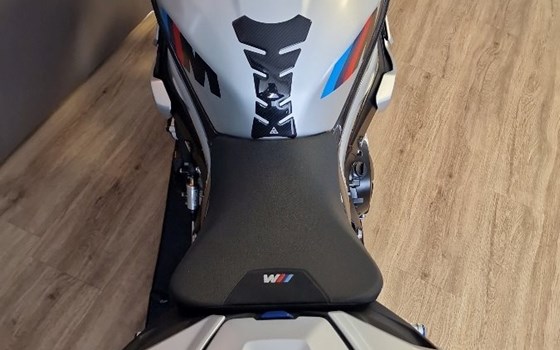 Gebrauchtmotorrad BMW M 1000 R - Bild 6