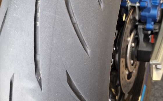 Gebrauchtmotorrad BMW M 1000 R - Bild 7