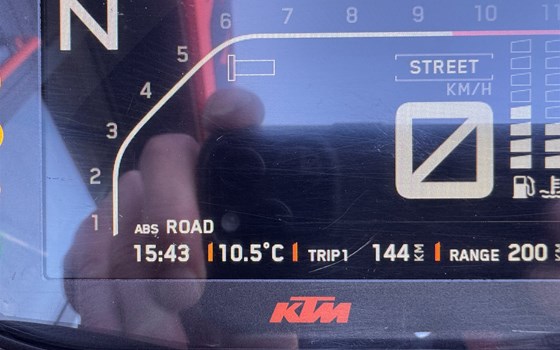 Gebrauchtmotorrad KTM 890 Duke - Bild 16