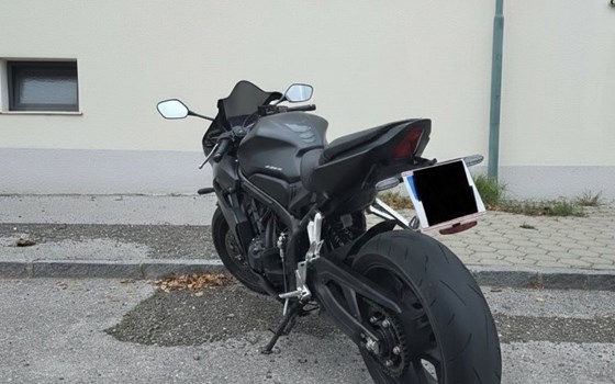 Gebrauchtmotorrad Honda CBR650R - Bild 2