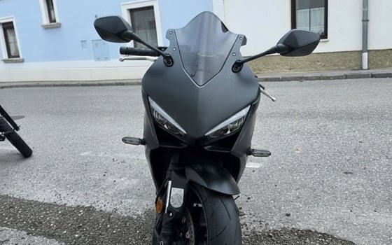 Gebrauchtmotorrad Honda CBR650R - Bild 3