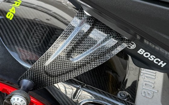 Gebrauchtmotorrad Aprilia RSV 4 - Bild 10