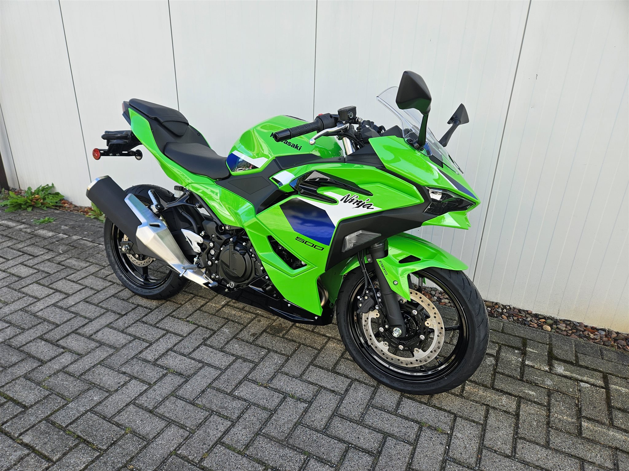 Neumotorrad