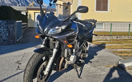 Gebrauchtmotorrad Yamaha FZ6 Fazer - Bild 1