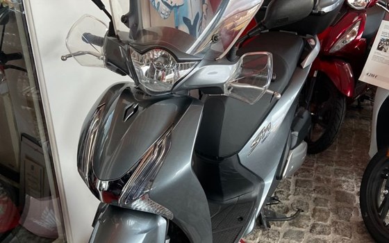 Gebrauchtmotorrad Honda SH150i - Bild 3