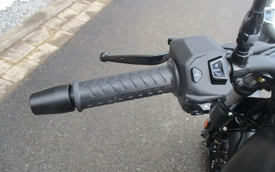 Gebrauchtmotorrad Moto Guzzi V7 Stone - Bild 11