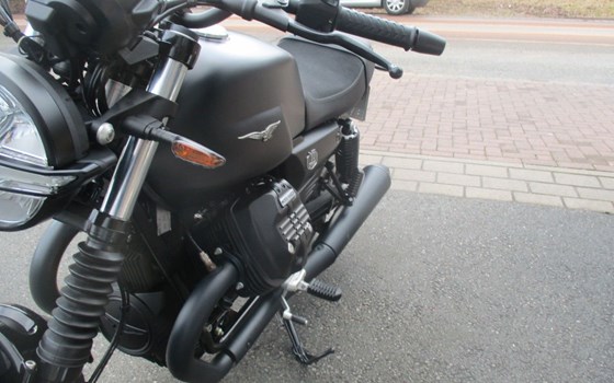 Gebrauchtmotorrad Moto Guzzi V7 Stone - Bild 14