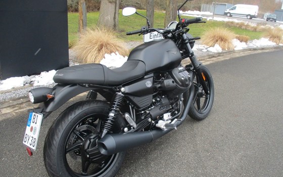 Gebrauchtmotorrad Moto Guzzi V7 Stone - Bild 9