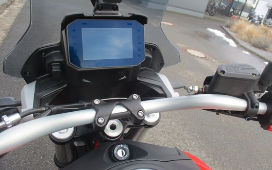 Gebrauchtmotorrad Moto Guzzi V85 TT - Bild 10