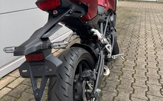 Gebrauchtmotorrad Honda CB125R - Bild 5