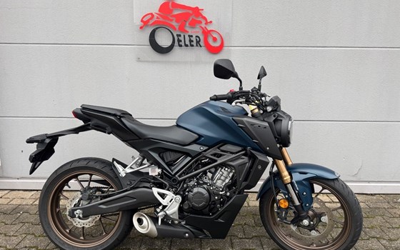 Gebrauchtmotorrad Honda CB125R - Bild 1