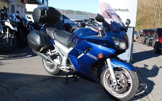 Gebrauchtmotorrad Yamaha FJR1300A - Bild 1